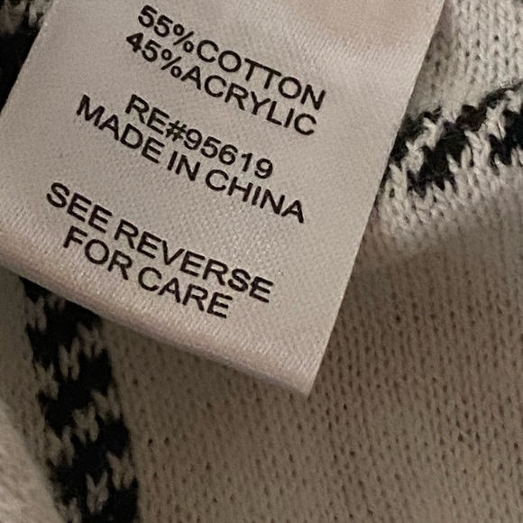 Fever Sz S/M Oversized Sweater NWT😊😊 - Picture 8 of 10